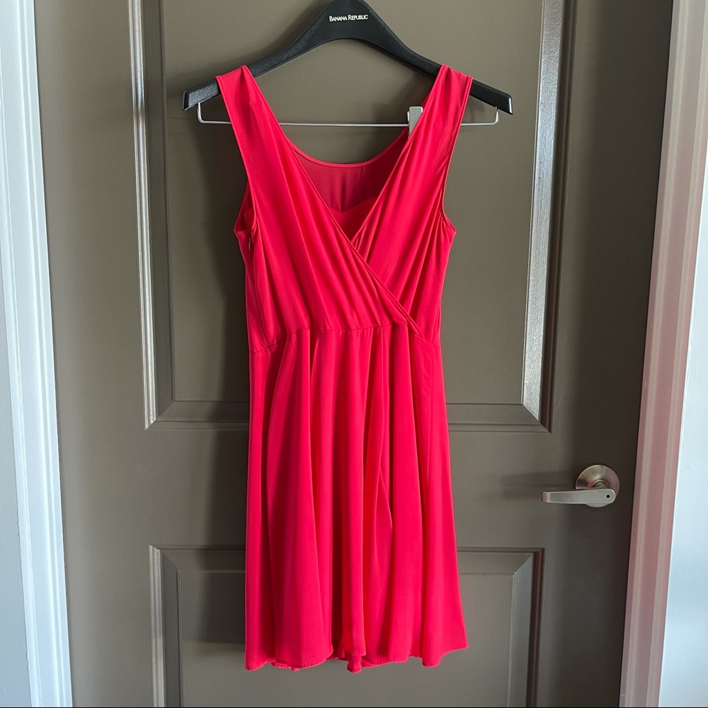 Red Express Dress - Picture 2 of 7